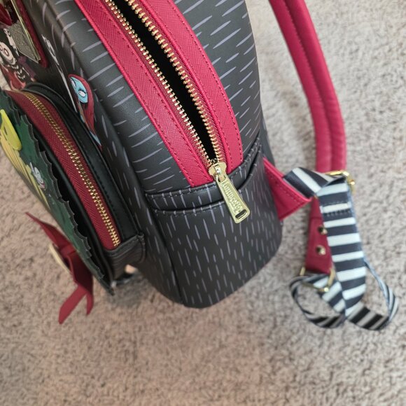 Nightmare Before Christmas Scary Wreath Loungefly Backpack - Picture 3 of 6